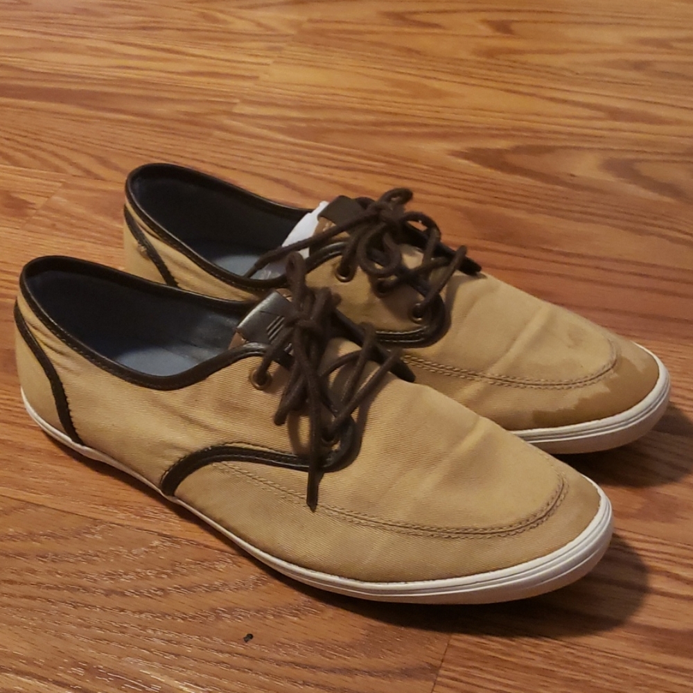 Womens aldo shoes sneakers size 11